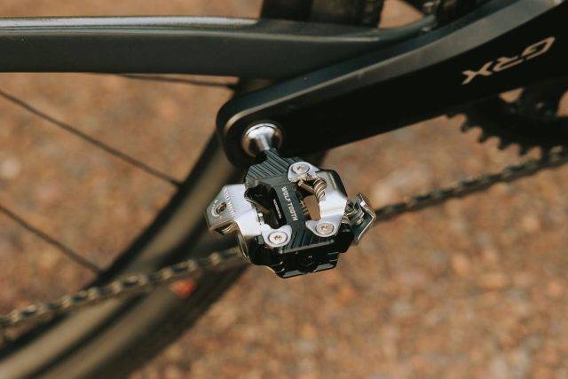 wolf tooth components clipless pedals review