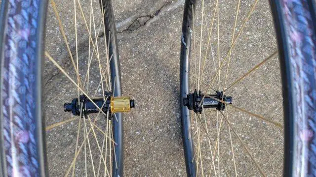 ultimate carbon gravel wheels