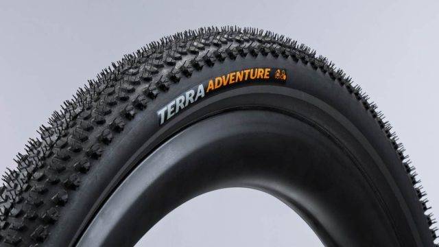 Continental Terra Adventure Graphite-Reflex review