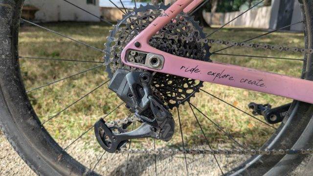 fit chick selene yeager bike check