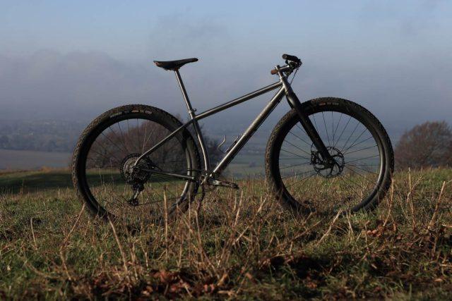 singular cycles albatross 32 inch gravel bike review