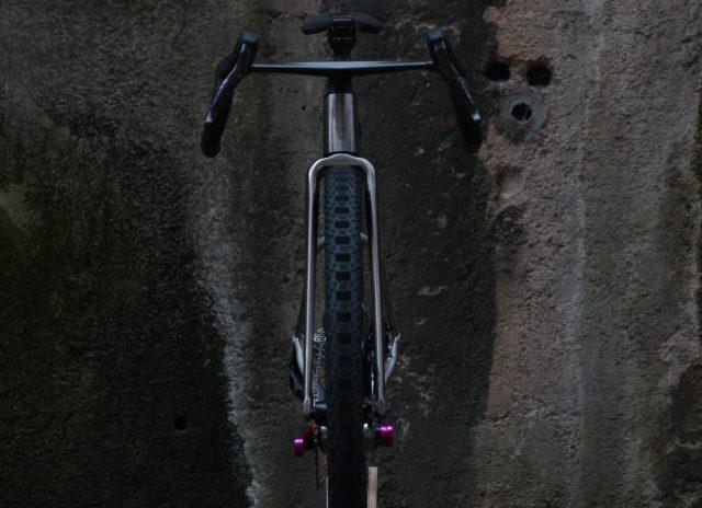 chiru veldt 32 inch gravel bike review