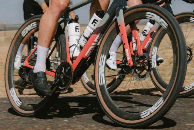 enve mog squad gravel team