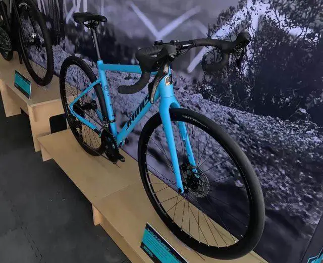 gravel bikes at sea otter 2026
