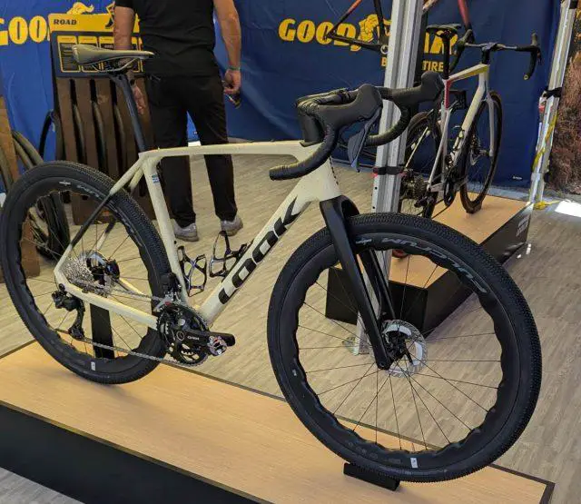 gravel bikes at sea otter 2026