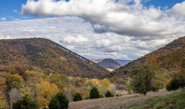 Mon Forest Towns gravel cycling