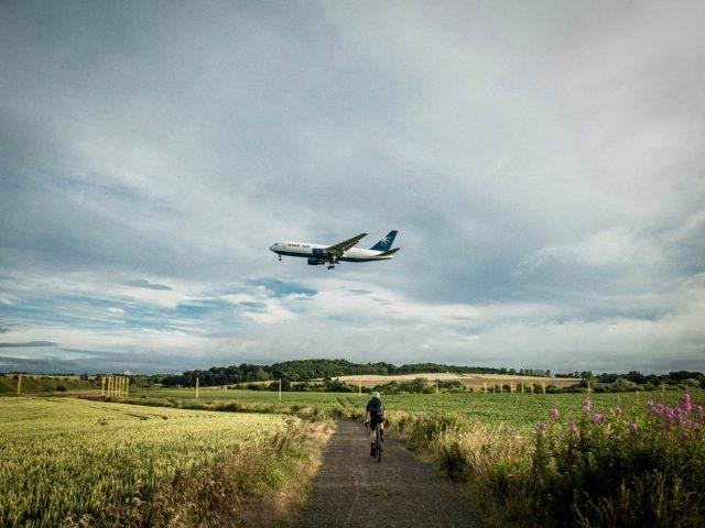 gravel rides edinburgh guidebook