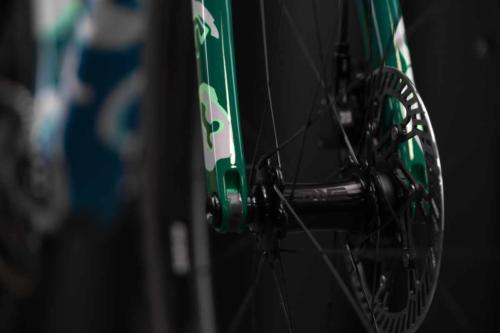 pursuit cycles all road review