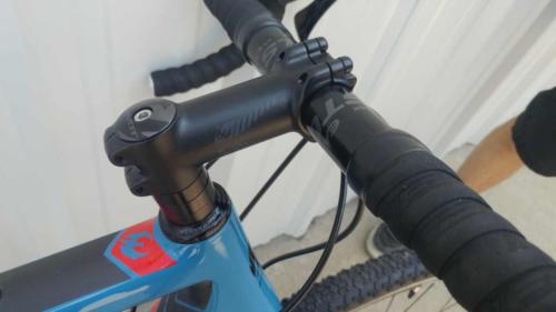 pivot cycles vault gravel bike