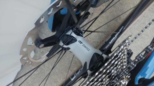 pivot cycles vault gravel bike