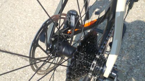 pivot cycles vault gravel bike