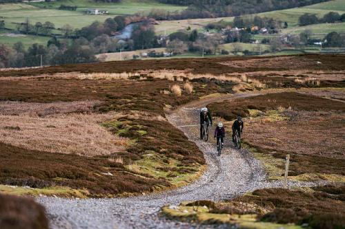 ride the struggle uk gravel