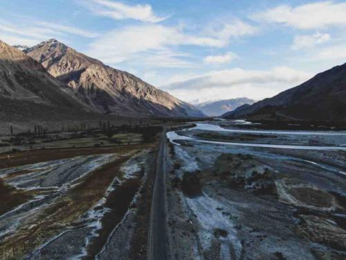 gravel cycling in Tajikistan