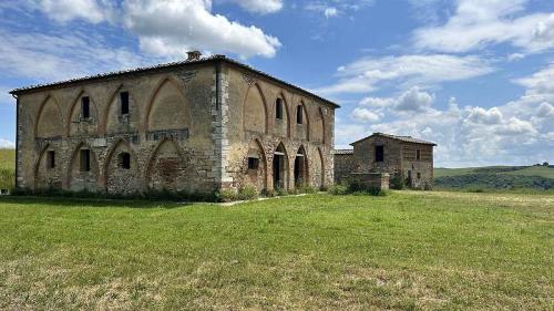 trek travel tuscany gravel trip